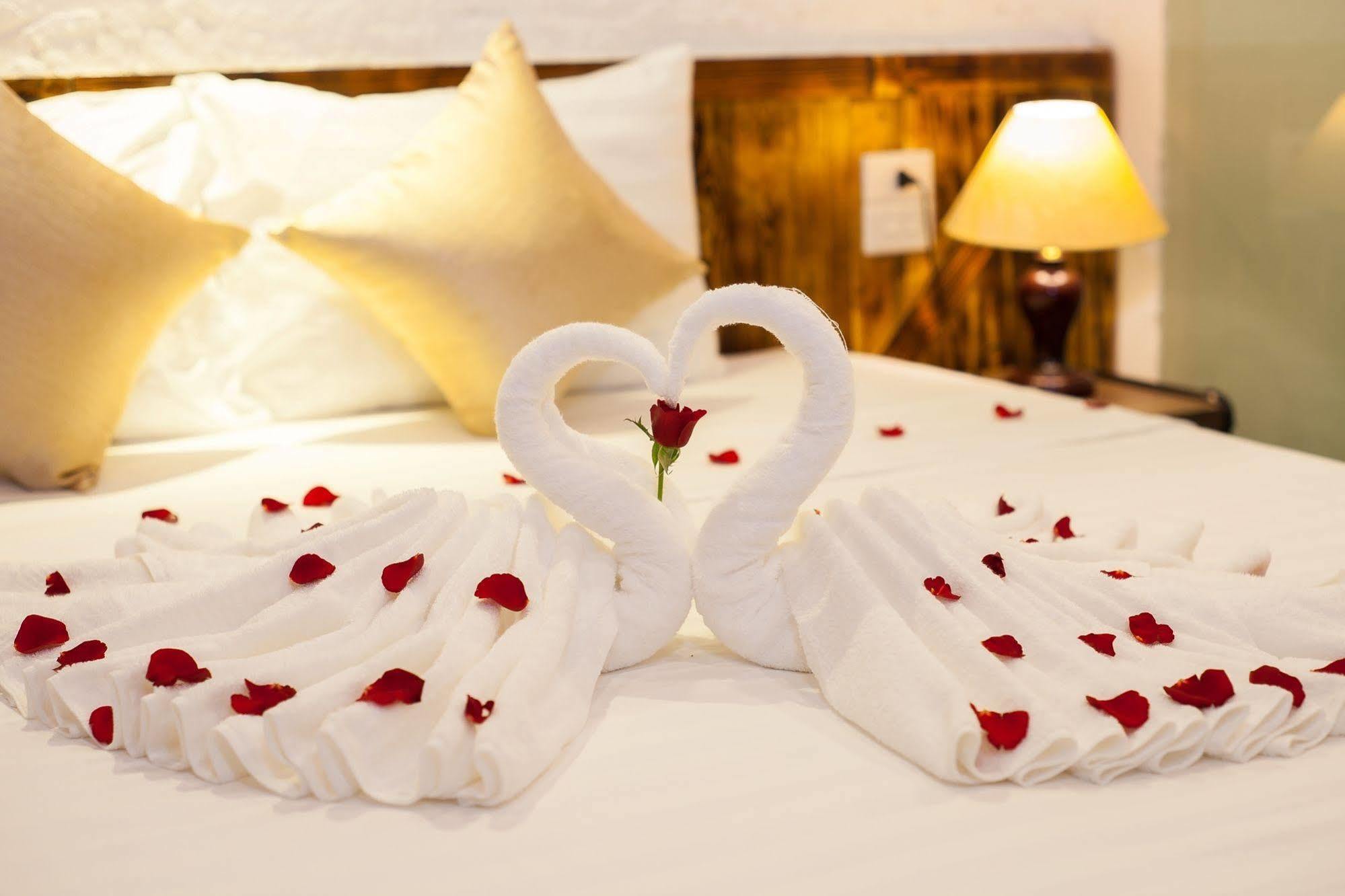 Luxury Backpakers Hotel Hà Nội Ngoại thất bức ảnh