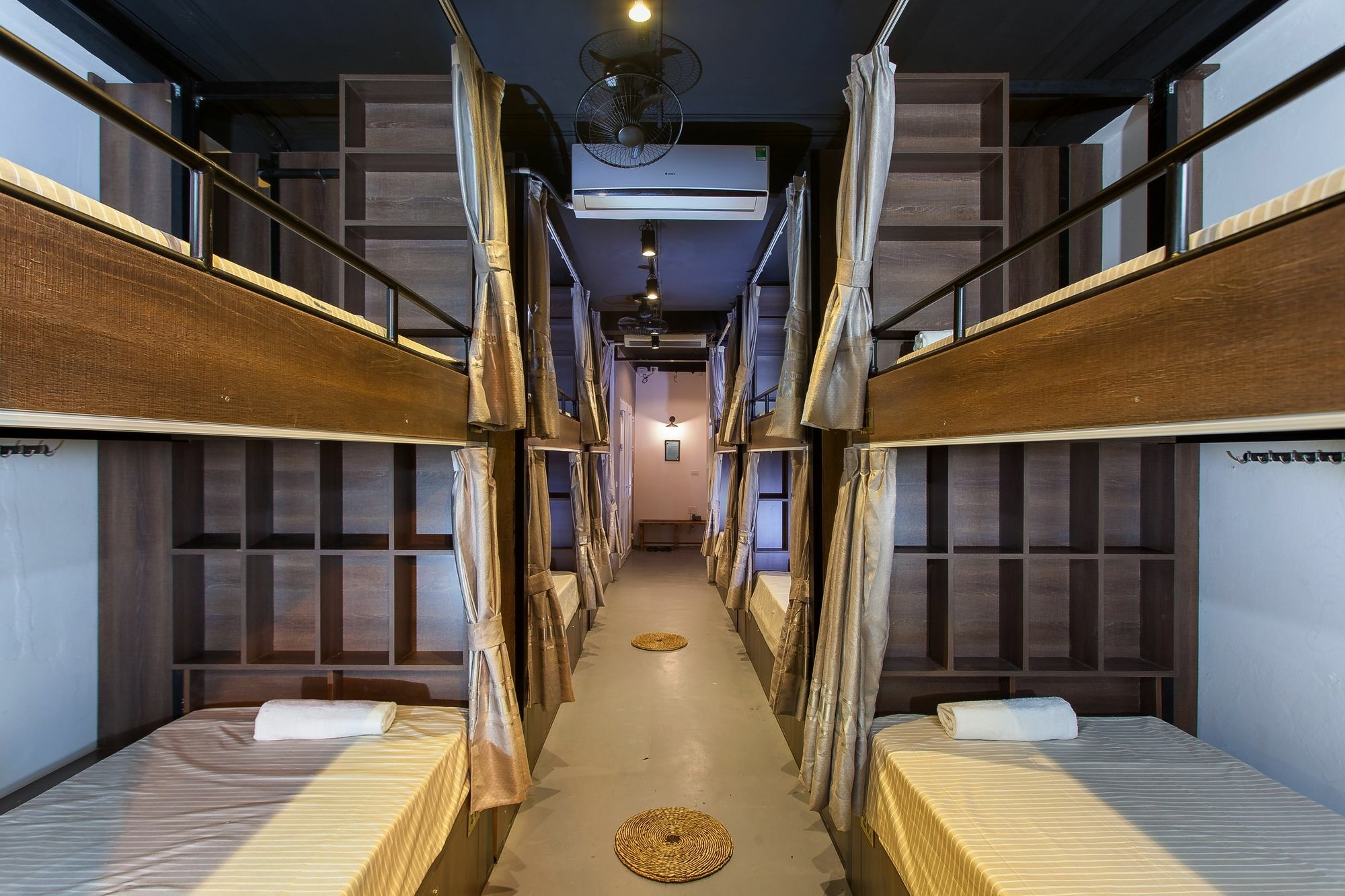 Luxury Backpakers Hotel Hà Nội Ngoại thất bức ảnh