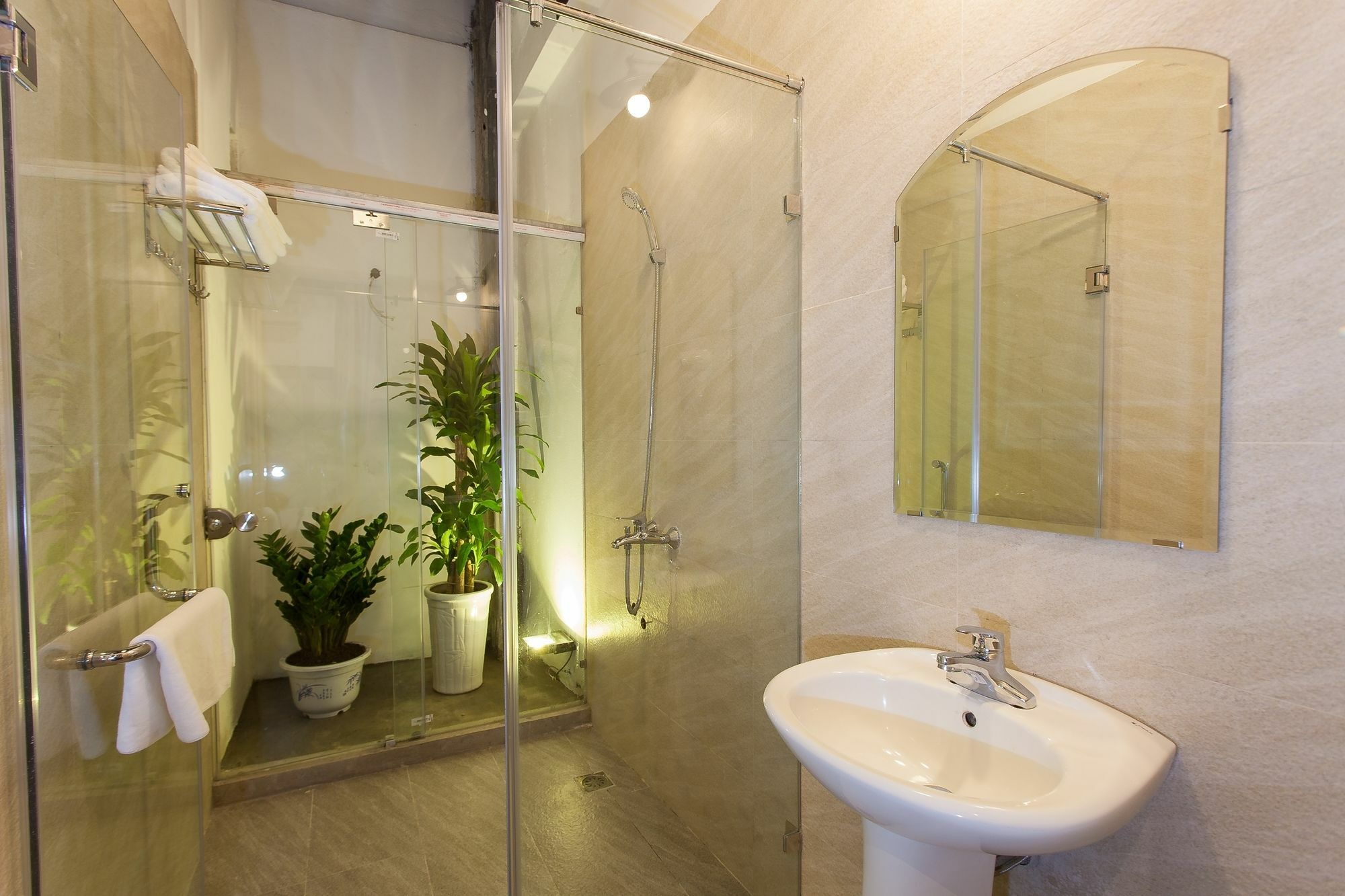 Luxury Backpakers Hotel Hà Nội Ngoại thất bức ảnh